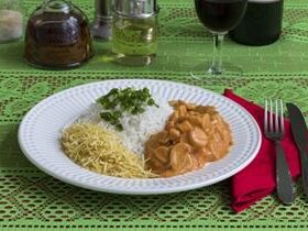 Receita de Strogonoff de Carne, enviada por Maria Cristina - Prazer à Mesa