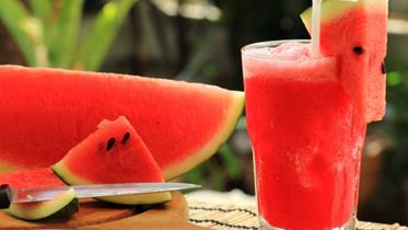 Receita de Suco de Melancia, enviada por Adege Adalgisa - Prazer à Mesa