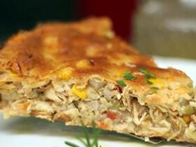 Receita de Torta de Frango, enviada por Adege Adalgisa - Prazer à Mesa