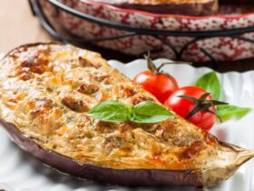 Receita de Berinjela Recheada ao Forno, enviada por Janaine Pina - Prazer à Mesa