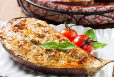 Receita de Berinjela Recheada ao Forno, enviada por Janaine Pina - Prazer à Mesa