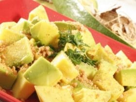 Receita de Abacate com Amendoins, enviada por Andrea Coser - Prazer à Mesa