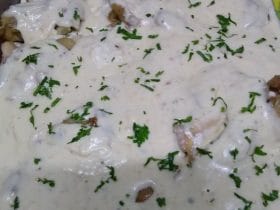 Receita de Sobrecoxa ao Molho Cremoso, enviada por Maria Cristina - Prazer à Mesa